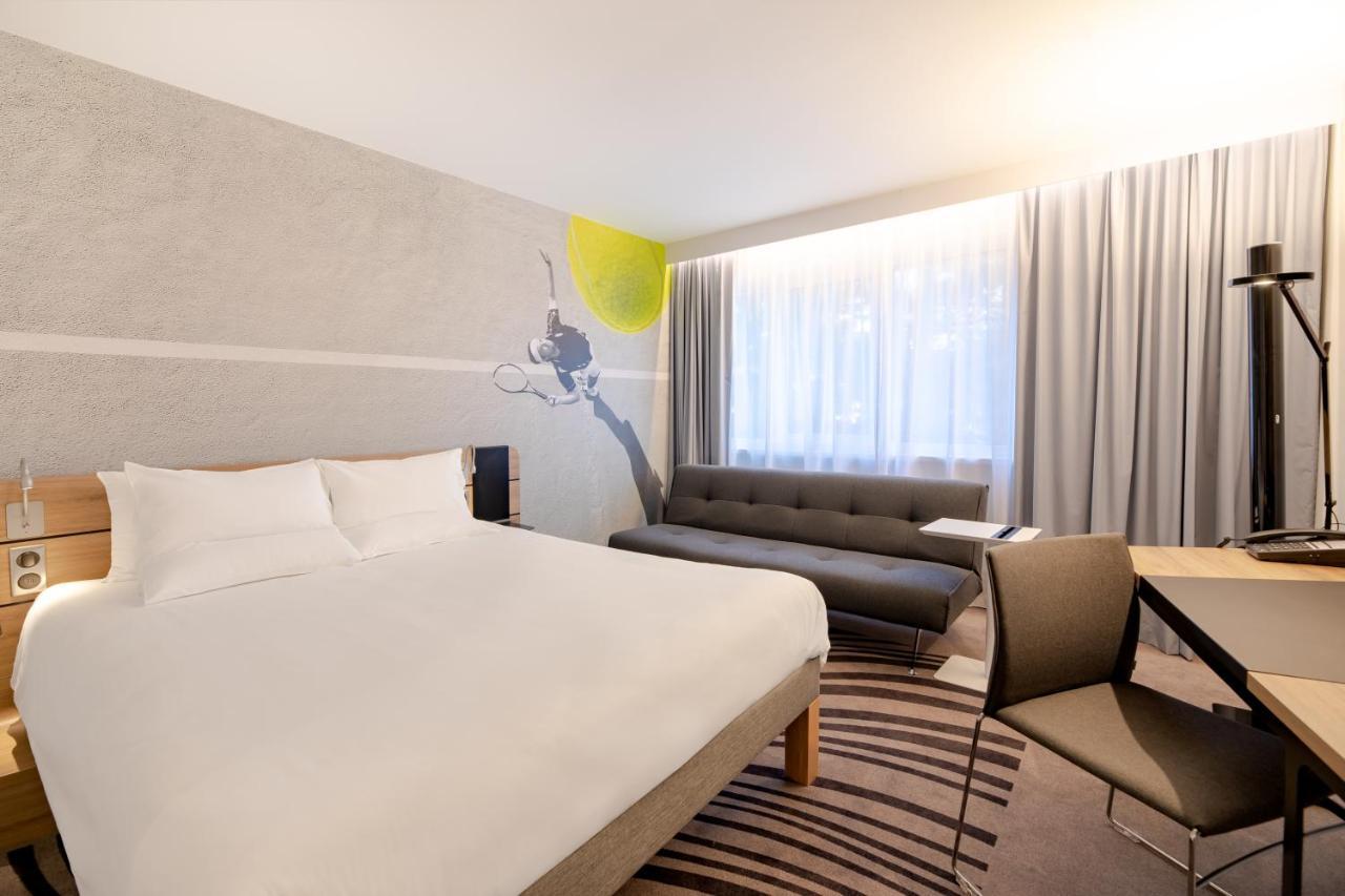 Novotel Wroclaw City Exterior photo